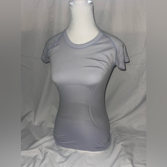 LULULEMON SWIFTLY TECH! - Picture 1 of 2